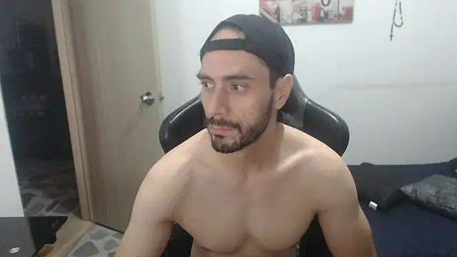 Snapshot of samuelgarcia_ chatting on September 17, 12:17 pm samuelgarcia  online show from September 17, 12:17 pm