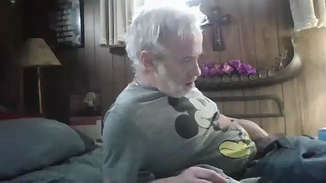 Snapshot of Makowboy chatting on February 12, 10:59 pm Makowboy online show from February 12, 10:59 pm