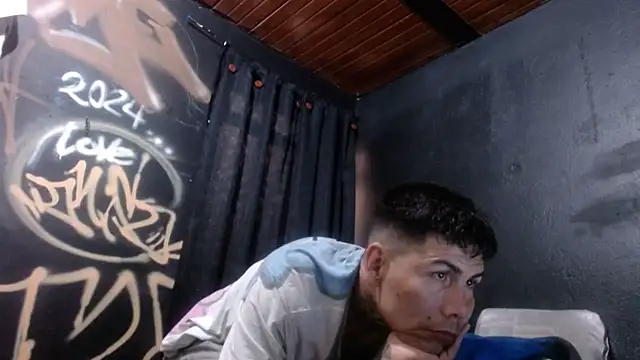 dannnyhot24 online show from January 12, 7:31 pm