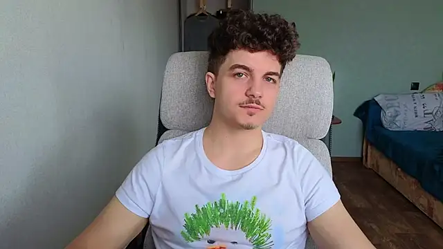 Remy Miles online show from February 5, 8:10 am