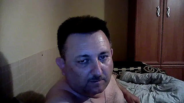 Snapshot of Novy73 chatting on September 15, 10:11 pm Novy73 online show from September 15, 10:11 pm