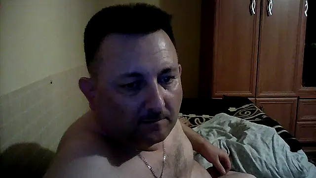 Snapshot of Novy73 chatting on September 26, 9:34 pm Novy73 online show from September 26, 9:34 pm