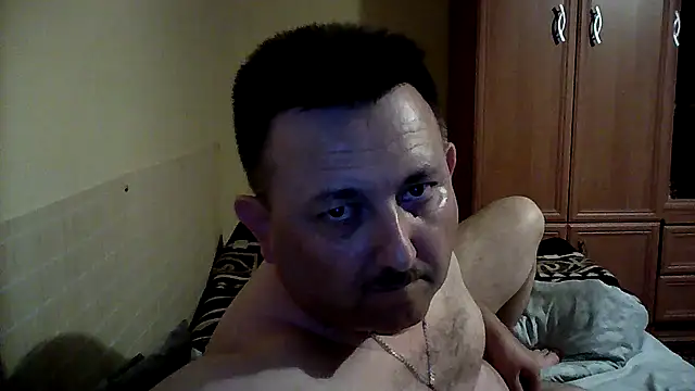 Snapshot of Novy73 chatting on September 10, 9:57 pm Novy73 online show from September 10, 9:57 pm