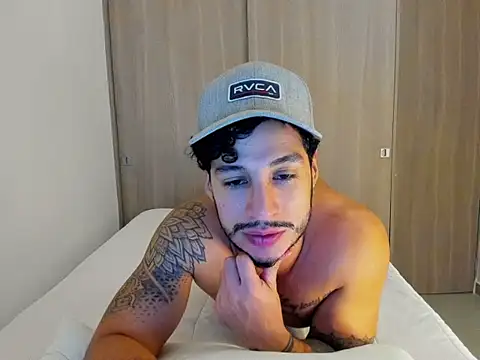 Sirs papi online show from December 16, 5:03 am