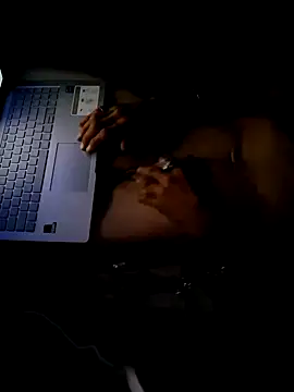 justinewe69 online show from September 20, 4:23 am