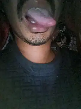 dreamtoungelick69 online show from February 8, 9:52 pm