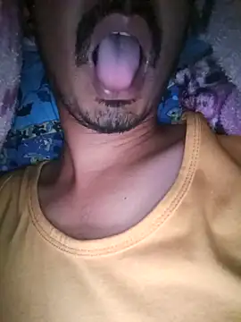 dreamtoungelick69 online show from March 21, 7:07 pm