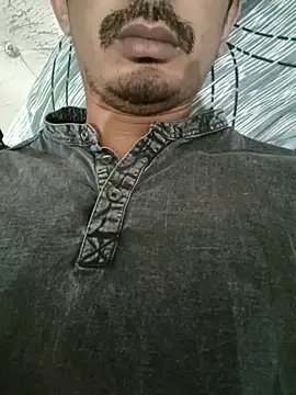 dreamtoungelick69 online show from March 13, 1:30 pm