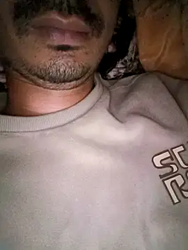 dreamtoungelick69 online show from January 12, 1:42 am