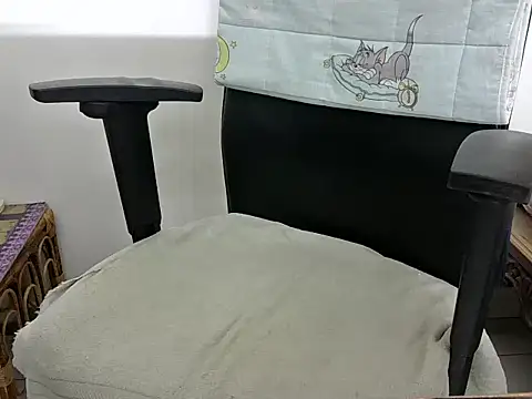 Snapshot of alexcsp chatting on February 21, 2:06 pm alexcsp online show from February 21, 2:06 pm