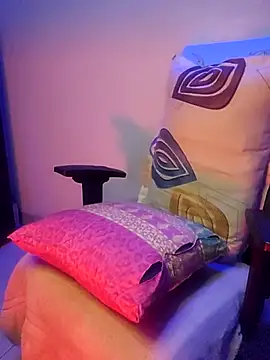 Snapshot of alexcsp chatting on February 28, 2:20 pm alexcsp online show from February 28, 2:20 pm