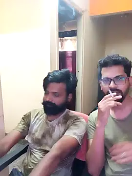 Snapshot of arhan3043 chatting on January 12, 7:32 am arhan3043 online show from January 12, 7:32 am