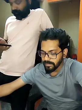 Snapshot of arhan3043 chatting on February 1, 5:47 pm arhan3043 online show from February 1, 5:47 pm