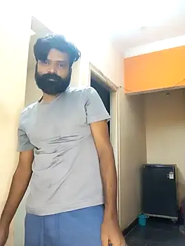 Snapshot of arhan3043 chatting on January 3, 4:37 pm arhan3043 online show from January 3, 4:37 pm