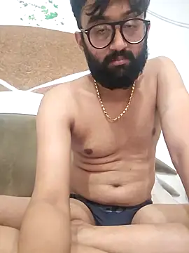 Snapshot of love4shownude chatting on January 19, 7:25 am love4shownude online show from January 19, 7:25 am