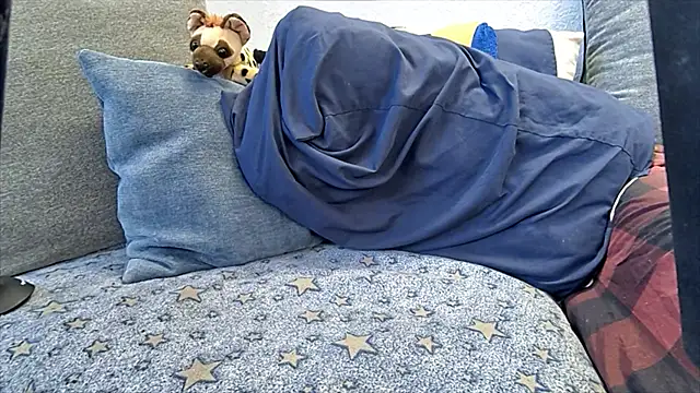 pyrowuff online show from February 15, 11:49 pm