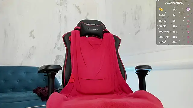 Raamoss online show from December 8, 10:30 am