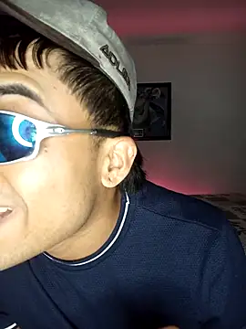 Snapshot of pinedasex777 chatting on September 15, 11:06 pm pinedasex777 online show from September 15, 11:06 pm