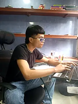 Snapshot of pinedasex777 chatting on October 21, 4:43 pm pinedasex777 online show from October 21, 4:43 pm