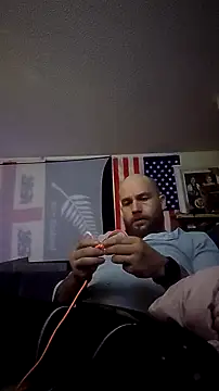 Axle-layne online show from December 17, 9:17 am