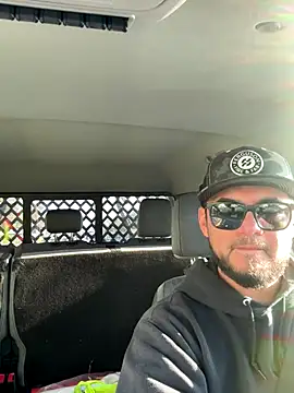 Ozzy420  online show from December 2, 5:27 pm