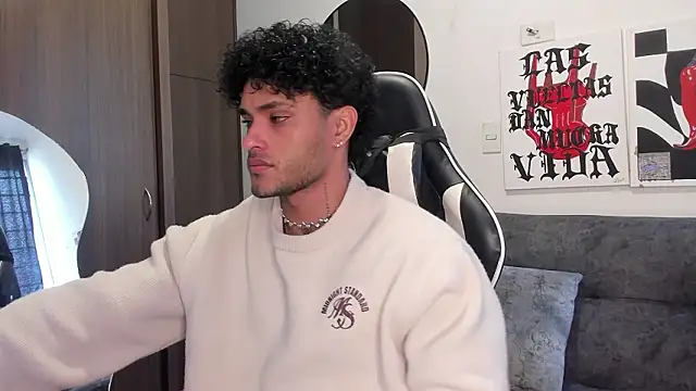 Alessandro Vanni online show from February 14, 4:02 pm