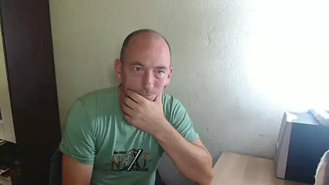 Snapshot of Johan___Barker chatting on October 22, 12:53 pm Johan   Barker online show from October 22, 12:53 pm