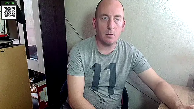 Snapshot of Johan___Barker chatting on February 23, 12:11 pm Johan   Barker online show from February 23, 12:11 pm