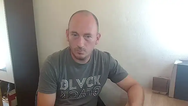 Snapshot of Johan___Barker chatting on September 21, 9:42 am Johan   Barker online show from September 21, 9:42 am