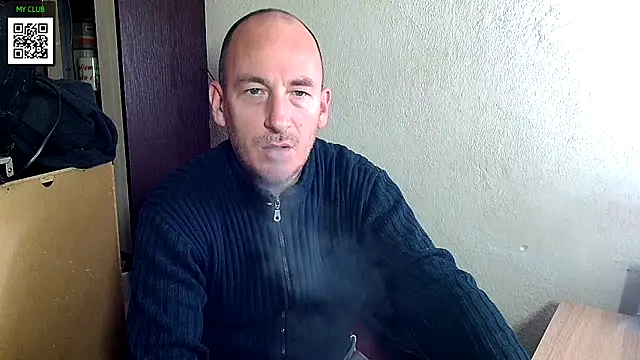 Snapshot of Johan___Barker chatting on December 10, 4:17 pm Johan   Barker online show from December 10, 4:17 pm