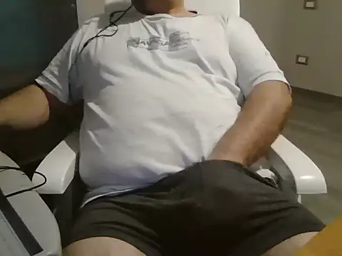 iron boy80 online show from February 16, 10:10 am