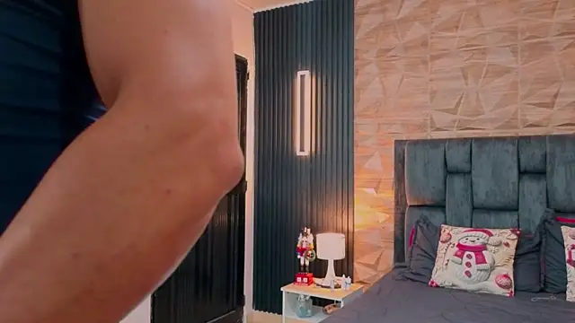 FelipeAndMarcello3 online show from November 17, 7:28 pm