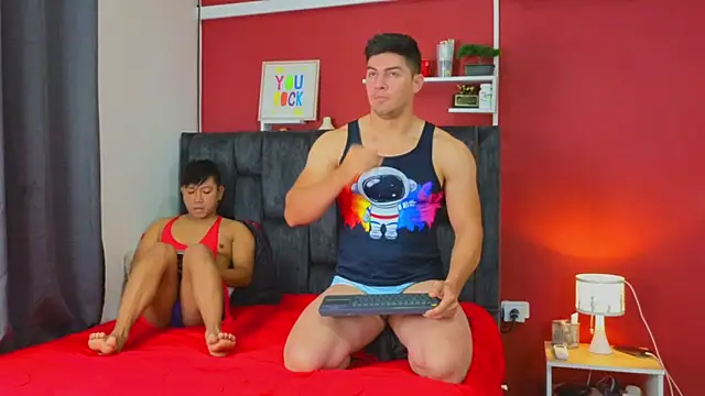 FelipeAndMarcello3 online show from January 7, 2:38 pm