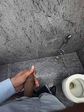 Snapshot of mayavi_baba chatting on October 15, 12:35 pm mayavi baba online show from October 15, 12:35 pm