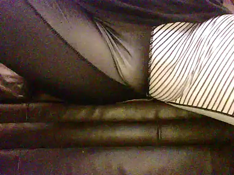 Snapshot of SDtinycok chatting on March 9, 4:33 pm SDtinycok online show from March 9, 4:33 pm