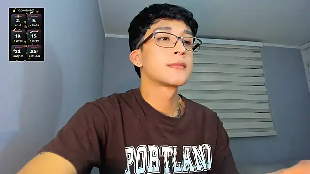 tom Howard online show from October 12, 9:03 am