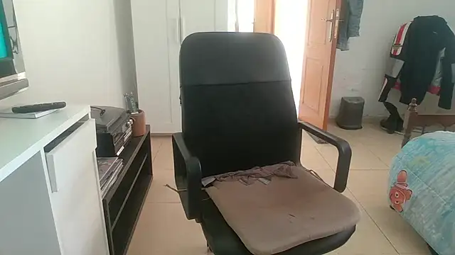 0oscar xxx online show from April 8, 3:21 pm