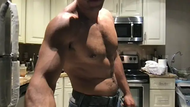 BigGuyMuscle online show from May 9, 6:03 am