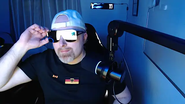 DerPornoPete online show from February 8, 10:19 pm