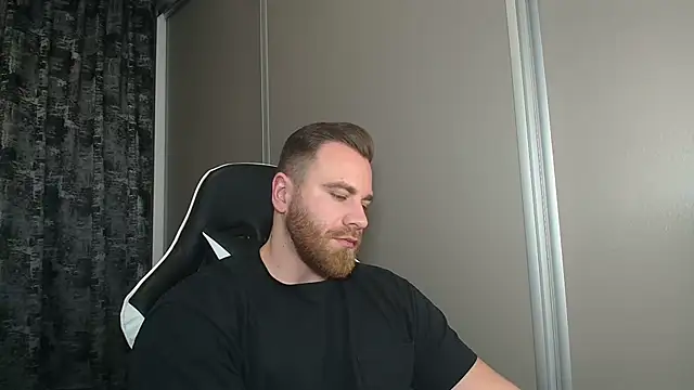 Thori92 online show from November 27, 7:17 pm