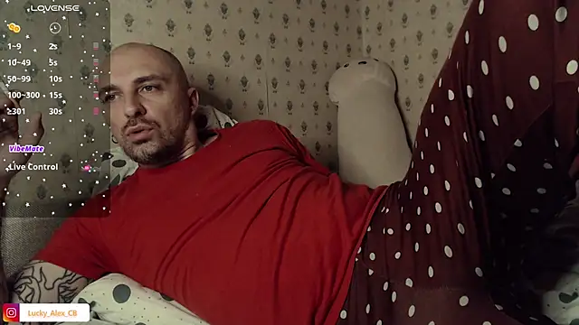 LuckyAlexx online show from December 25, 4:12 am