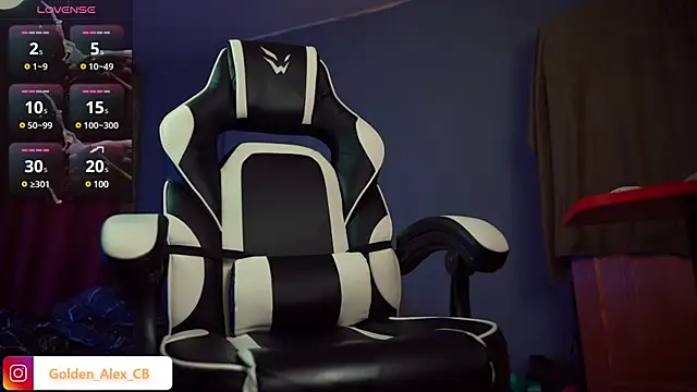 LuckyAlexx online show from January 30, 4:13 pm