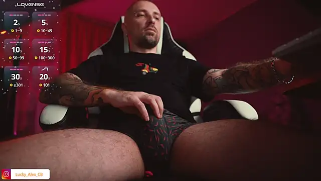 LuckyAlexx online show from January 21, 10:19 pm