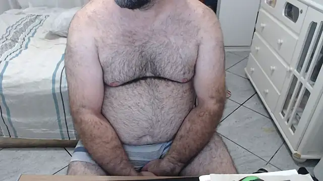 MysterBearMG online show from February 24, 11:05 pm