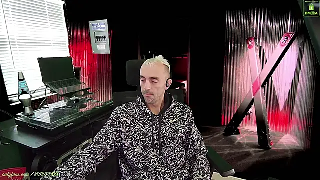 kuruptxxx live online show from January 10, 6:28 pm