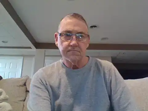 Snapshot of takeitall101 chatting on March 9, 7:37 pm takeitall101 online show from March 9, 7:37 pm