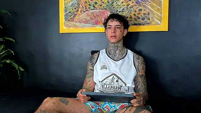 Snapshot of Aron_ford chatting on September 9, 11:53 am Aron ford online show from September 9, 11:53 am