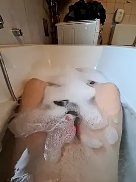 toeloverlive online show from October 9, 8:19 am