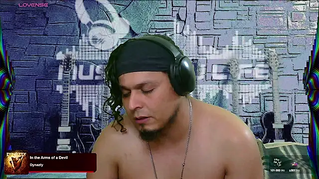 chino roz online show from February 18, 5:00 pm