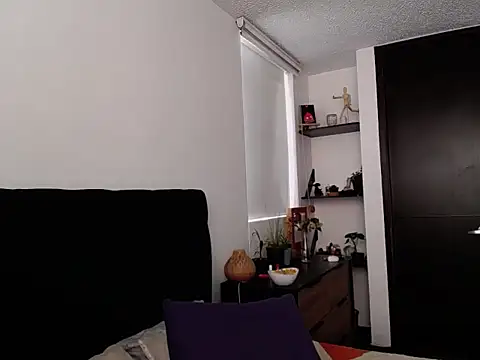 Snapshot of Santiago_kiler chatting on January 8, 2:25 pm Santiago kiler online show from January 8, 2:25 pm